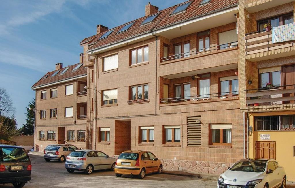 Апартаменты Casa Montse - Derecha Коломбрес Экстерьер фото